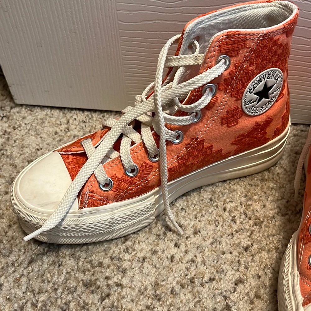 Platform converse in burnt orange